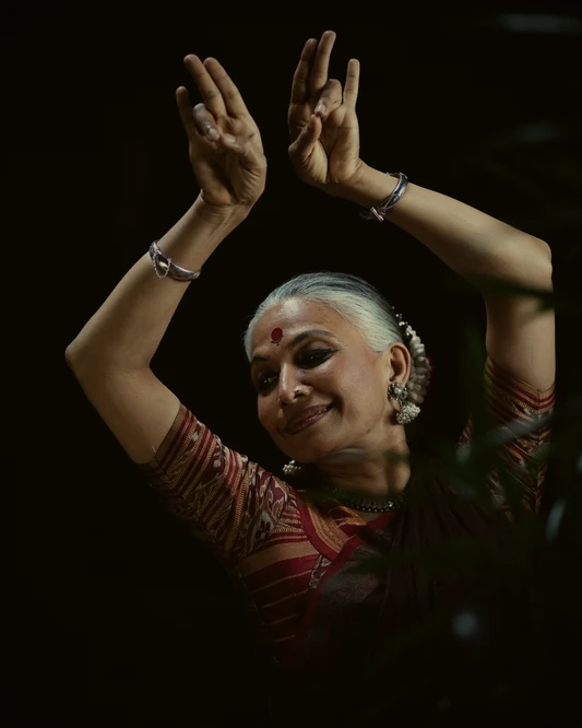 Bijayini Satpathy, Odissi artist, Carnatic classical musician