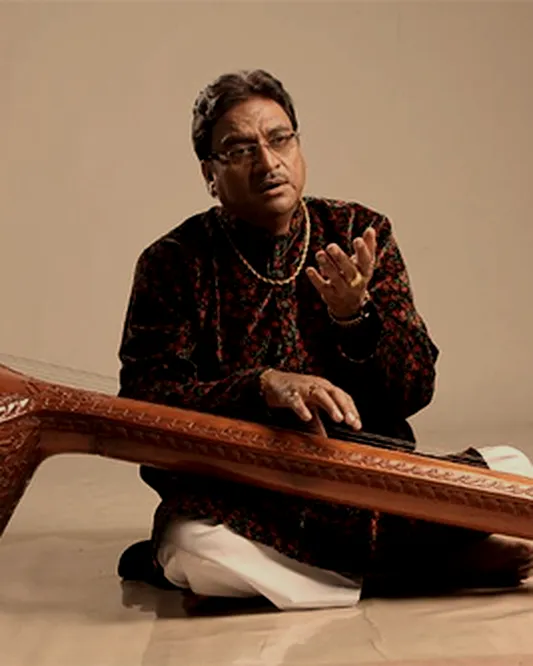 Ustad Mashkoor Ali Khan, Vocal artist of the Kirana gharana, Hindustani classical musician