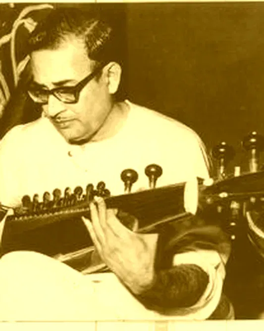 Sangeetacharya Radhika Mohan Maitra, Sarod artist of the Senia-Shahjahanpur gharana, Hindustani classical musician